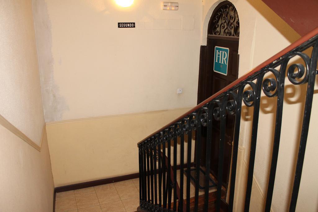 Hostal Xucar Мадрид Экстерьер фото