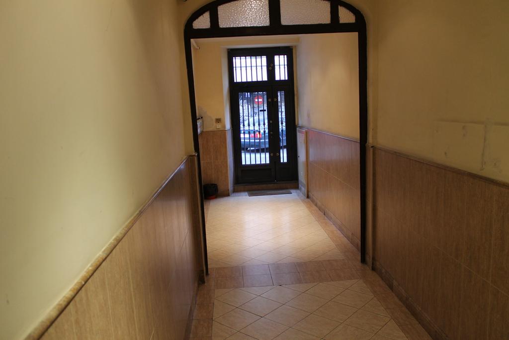 Hostal Xucar Мадрид Экстерьер фото